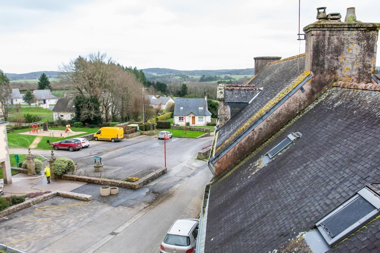Confortable T1Bis Renove, Au Coeur D'Un Bourg Calme La Chapelle-Neuve  Exterior foto